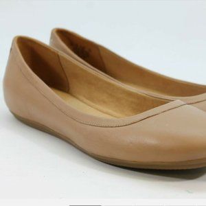NWT Naturalizer Leather Ballet Flats (Chai Brown)